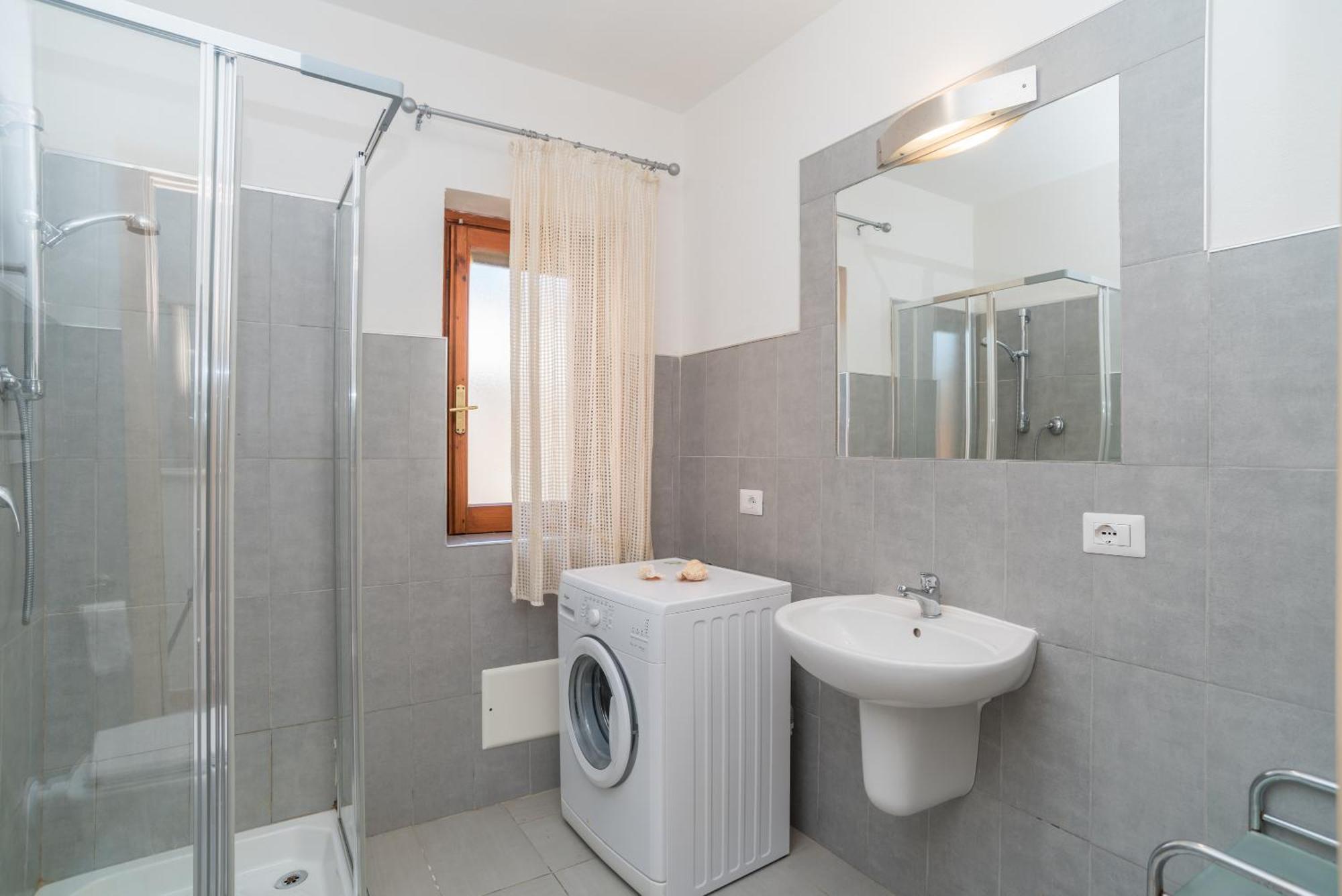 Quadrilocale Vico Trento Appartement San Teodoro  Buitenkant foto